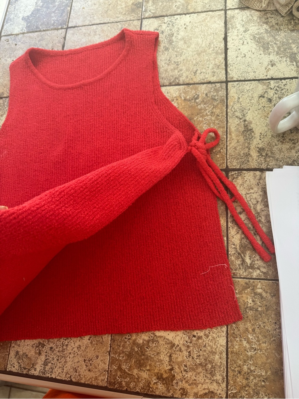 Commense Red Knit Sleeveless Tie-Side Top - Picture 4 of 6